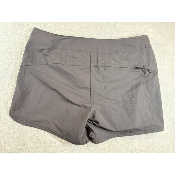 Patagonia Women’s Size 4 Shorts (Black) Net plus Fast Shipping! - Picture 2 of 3